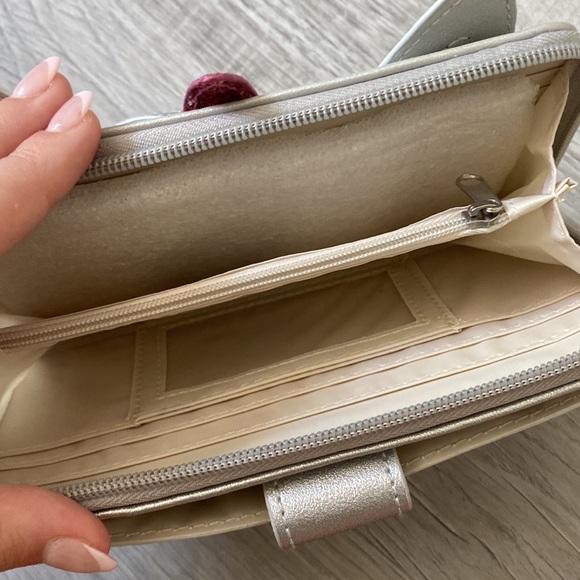 NWT critter crew unicorn cat wristlet/wallet - Picture 4 of 4